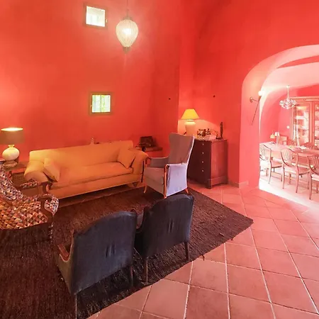 Awesome In With Kitchen Holiday home *