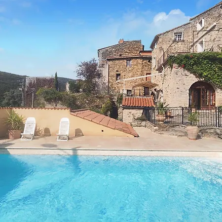 Awesome In With Kitchen Holiday home *